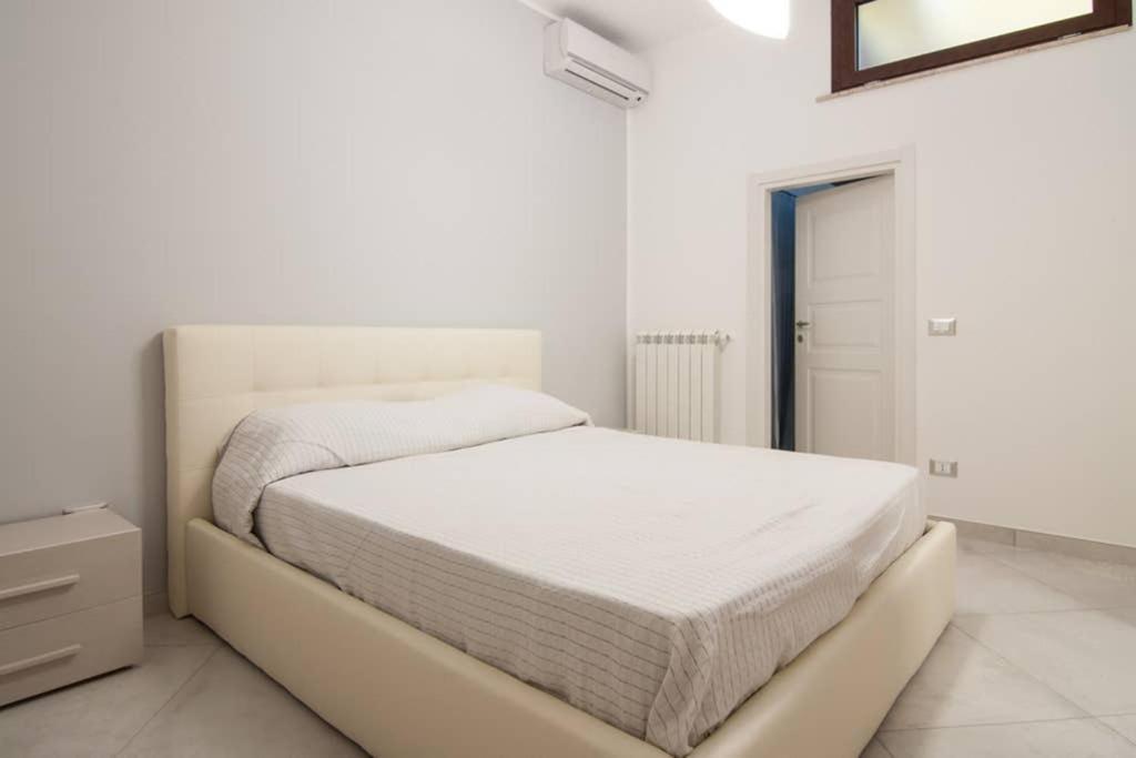 Hh Selection Emiro Villa Lascari Buitenkant foto