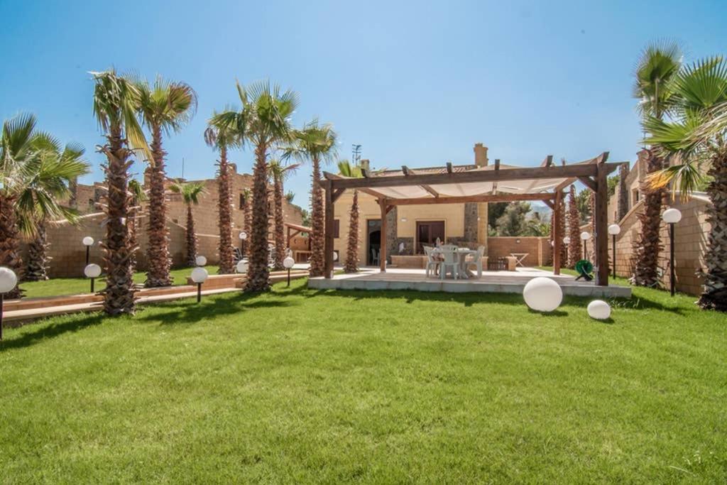 Hh Selection Emiro Villa Lascari Buitenkant foto