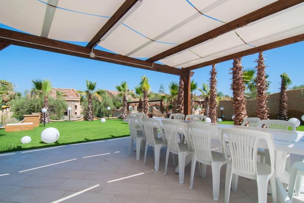 Hh Selection Emiro Villa Lascari Buitenkant foto
