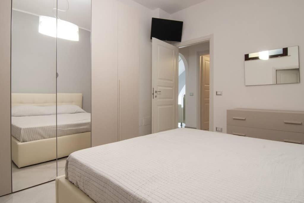 Hh Selection Emiro Villa Lascari Buitenkant foto